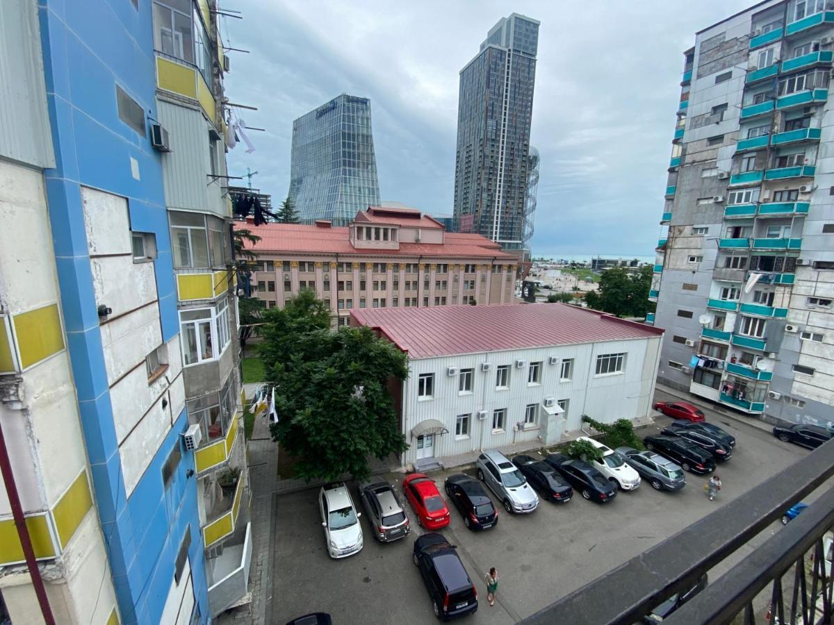 Apartment In Batumi Mgzavrebi Exterior photo